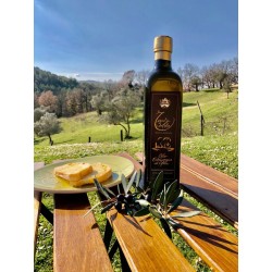olio di oliva in bottiglia Extra Vergine Bio